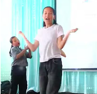 위카 몽골 한국어학당에 나타난 베이비몬스터??