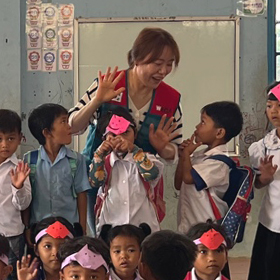 캄보디아 씨엠립 WECA돈라이 유치원 단체 사진