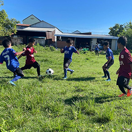 캄보디아 WEFC 축구 활동